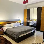 3 Bedrooms Apartment In Rehab City