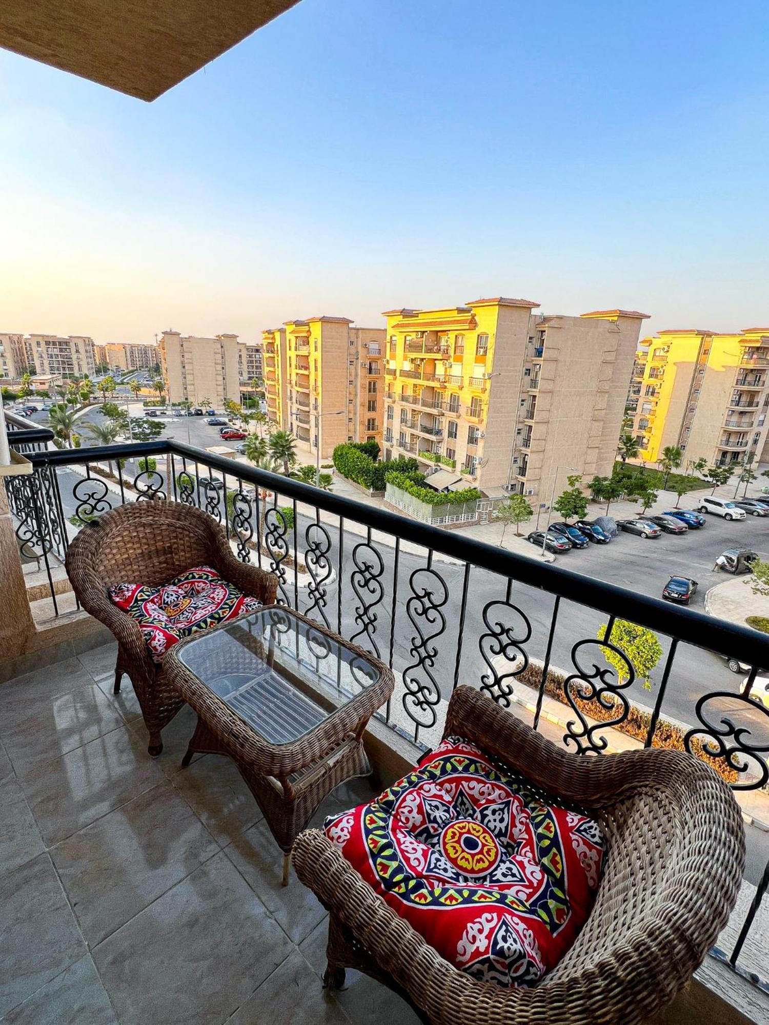 Apartment 3 Bedrooms In Rehab
