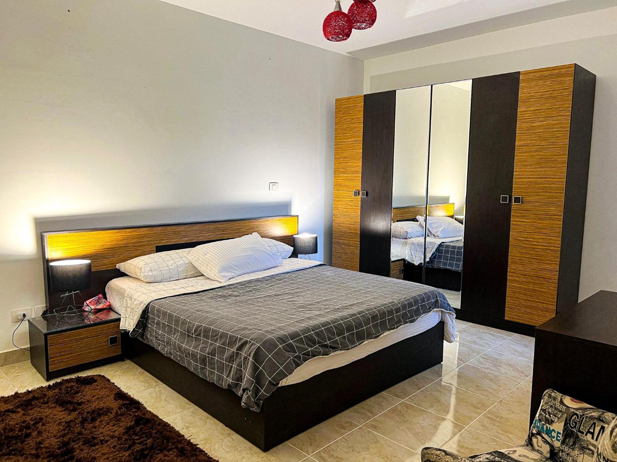 Apartment 3 Bedrooms In Rehab Cairo